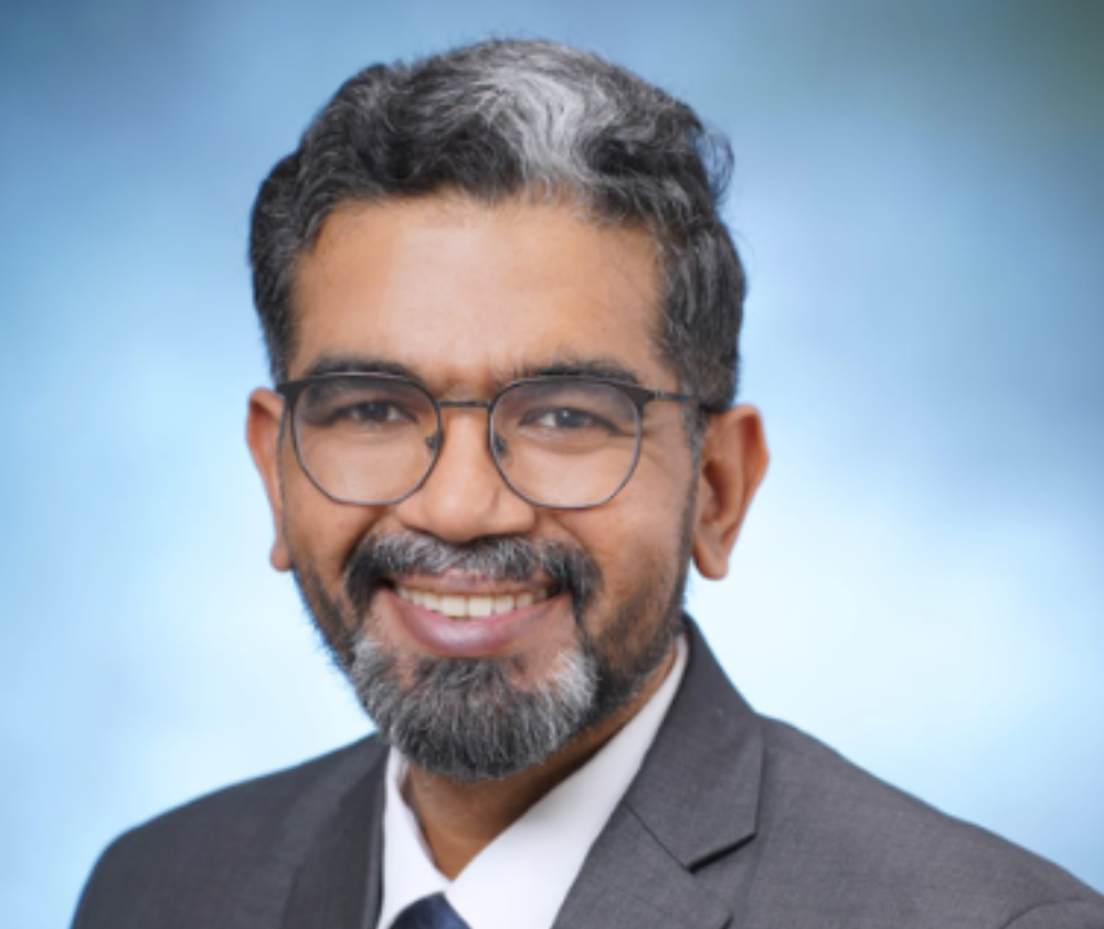 Dr Selvin Prabhakar